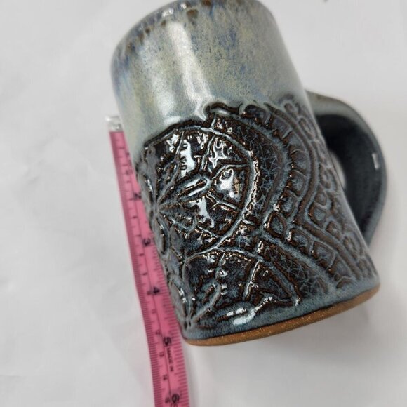 Stoneware Pottery Handcrafted Mug - Picture 2 of 8